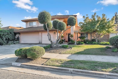 2526 Grapewood Way, Madera, CA 93637 - photo 2