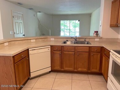 8550 - Kitchen 1