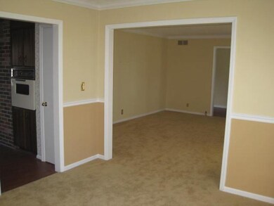 243 Farmbrook Cir, Frankfort, KY 40601 - photo 5