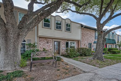 14327 Lost Meadow Ln, Houston, TX 77079 - photo 2