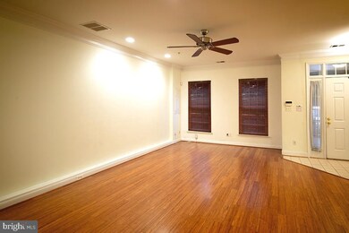 807 Estuary Dr, Odenton, MD 21113 - photo 2