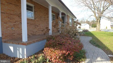 93 Great Lake Dr, Annapolis, MD 21403 - photo 2