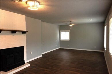 208 NW K St, Bentonville, AR 72712 - photo 5