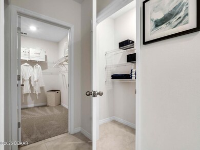 5 cali_master bath_oak leaf