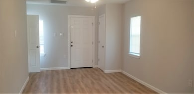 2504 Avenue F, Rosenberg, TX 77471 - photo 2