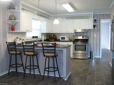 1656 Arrow Wood Rd, Asheboro, NC 27205 - photo 7