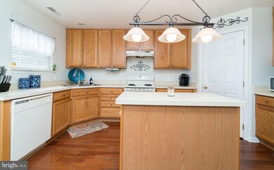 675 Hunting Fields Rd, Middle River, MD 21220 - photo 7