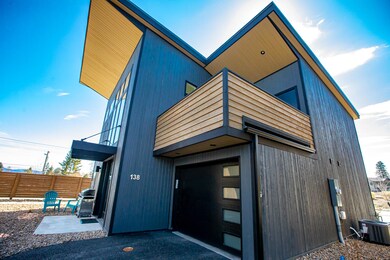 138 Jasper Loop