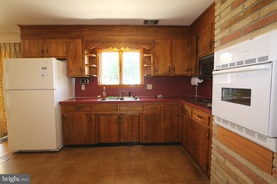 19813 Evelyn Ave, Hagerstown, MD 21742 - photo 7