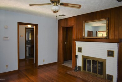 1746 Sefa Cir E, Jacksonville, FL 32210 - photo 3