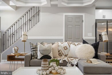 3927 Stokes Dr, Baltimore, MD 21229 - photo 5