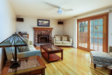 16 Dogwood Cir, Holden, MA 01520 - photo 3