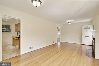 10904 Stillwater Ave, Kensington, MD 20895 - photo 2