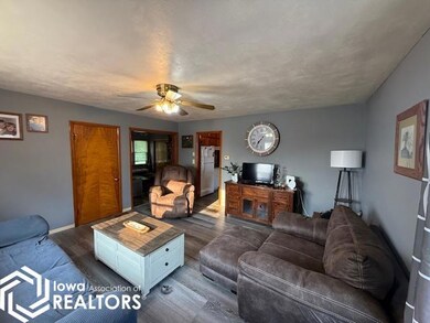 107 Turner Ave, Wever, IA 52658 - photo 3