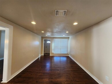 320 Davis St, Weatherford, TX 76086 - photo 3