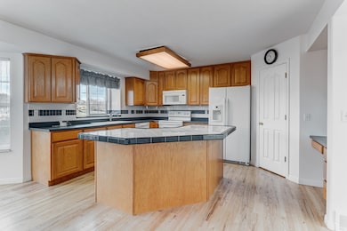 888 W Rockhill Point Cove, Taylorsville, UT 84123 - photo 6