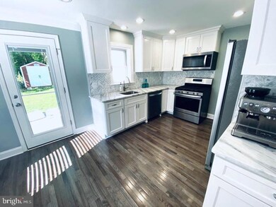 2329 Riverview Terrace, Alexandria, VA 22303 - photo 7