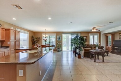 2034 N Piedra-16
