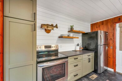 10 Elm St, Alton, NH 03810 - photo 4