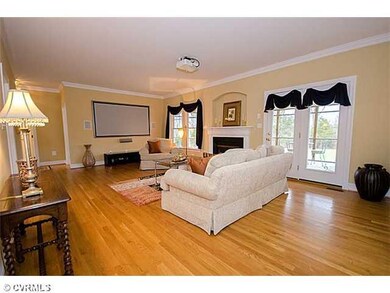 Den/Family/Great Room - Spacious/Open Family Room 
