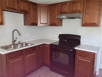 181 Garden St, Pawtucket, RI 02860 - photo 6