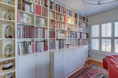 2201 North Central Unit 5C MLS Size (12)