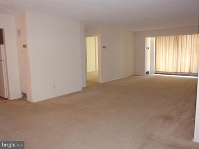 Regency unit 1620, McLean, VA 22102 - photo 4