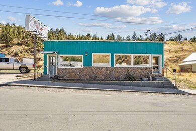 2-web-or-mls-204 W Main st, Mitchell (2