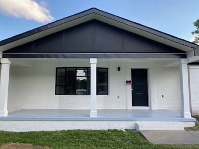 822 Emerson St, Manchester, TN 37355 - photo 4