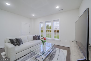 20355 Century Blvd unit 177 L, Germantown, MD 20874 - photo 6