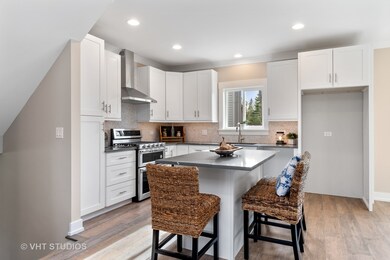 730 E Hillside Rd, Naperville, IL 60540 - photo 3