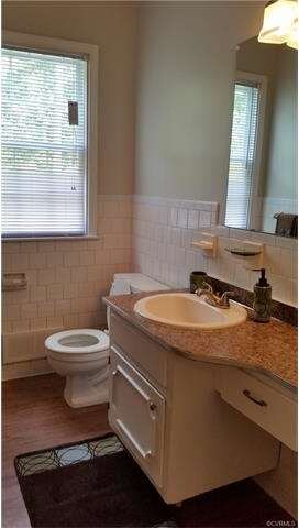Renovated Hall Bathroom - New Flooring - New Sink 