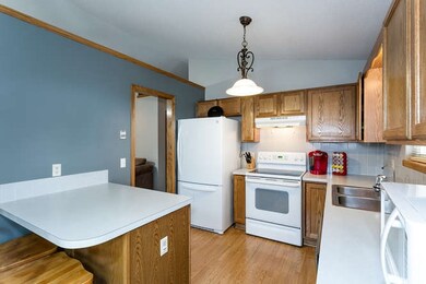 Accent Wall - Nice Touch!