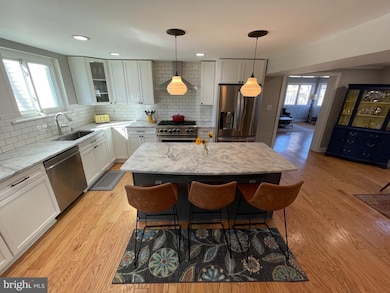 8511 Cyrus Place, Alexandria, VA 22308 - photo 6