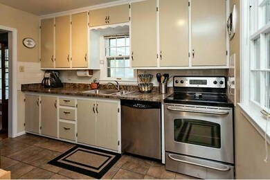 1146 56th St, Des Moines, IA 50311 - photo 6