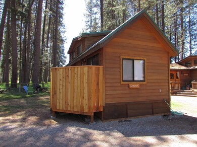 25615 SW Cold Springs Resort Ln unit 14, Camp Sherman, OR 97730 - photo 3