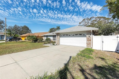 911 Wee Burn Place, Sarasota, FL 34243 - photo 2