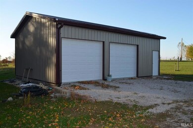 7614 E Sylvania Rd, Bloomfield, IN 47424 - photo 5