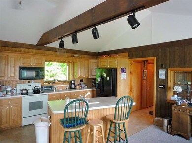 93 Rowell Rd, Lancaster, NH 03584 - photo 3