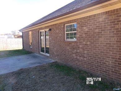 27022 N Wales Rd, Elkmont, AL 35620 - photo 4