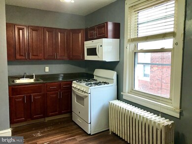 618 W Maple Ave unit 2ND FLOOR, Merchantville, NJ 08109 - photo 3