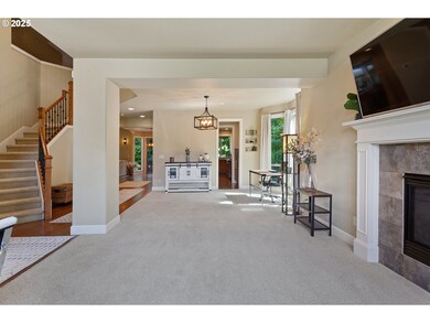 8801 SW Scheckla Dr, Portland, OR 97224 - photo 6