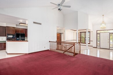 328 Ashmoore Cir E, Powell, OH 43065 - photo 3