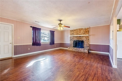 205 Oneal Ln, Elkins, AR 72727 - photo 7