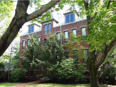 609 State St unit 5, Portsmouth, NH 03801 - photo 4