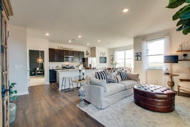 Entertain with lot's of space for all your guest to feel at home