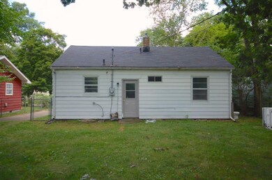 1518_MapleSt_03