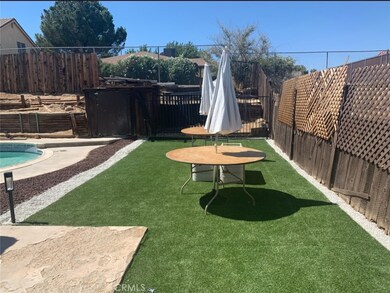 17144 Forest Hills Dr, Victorville, CA 92395 - photo 4