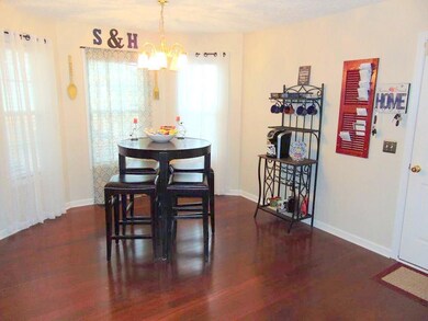 208 Warren Cir, Shelbyville, TN 37160 - photo 5