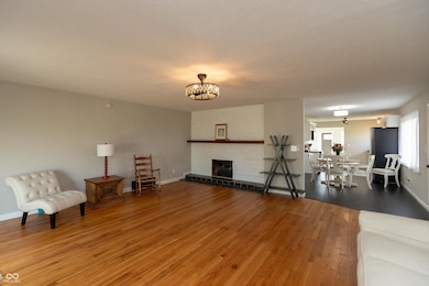 1711 W 2nd St, Seymour, IN 47274 - photo 2